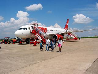easyJet trata de no perder comba en El Prat
